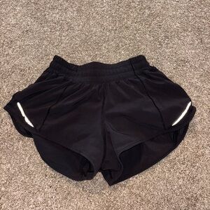 Lululemon Hotty Hot Low-Rise Lined Shorts 2.5’’ Black